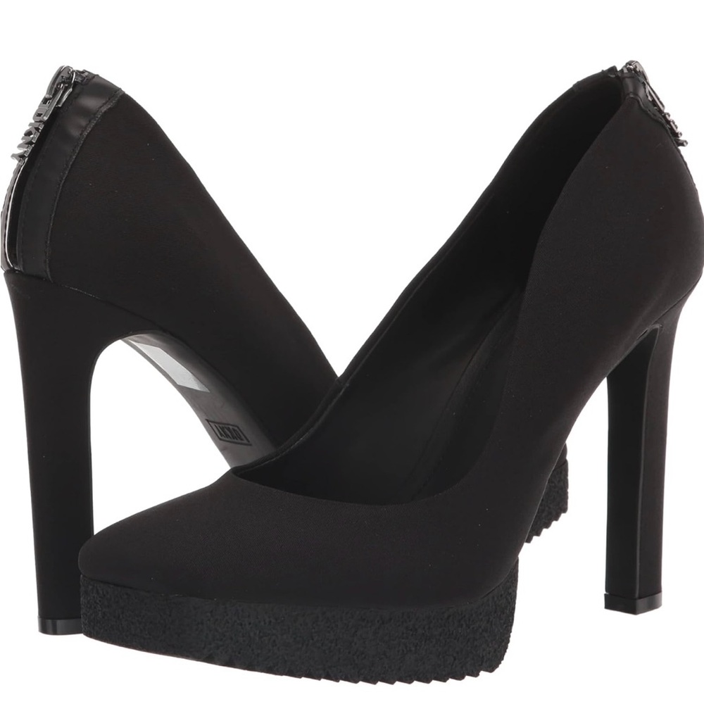 DKNY Women's Slip-on Nylon Classic Pump size 5